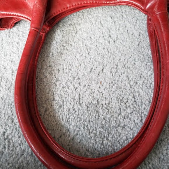 Nicole Miller Red leather Boho Purse - Picture 3 of 9
